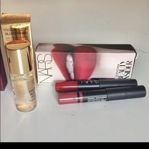 Deluxe makeup sample bag (no Pillow talk)